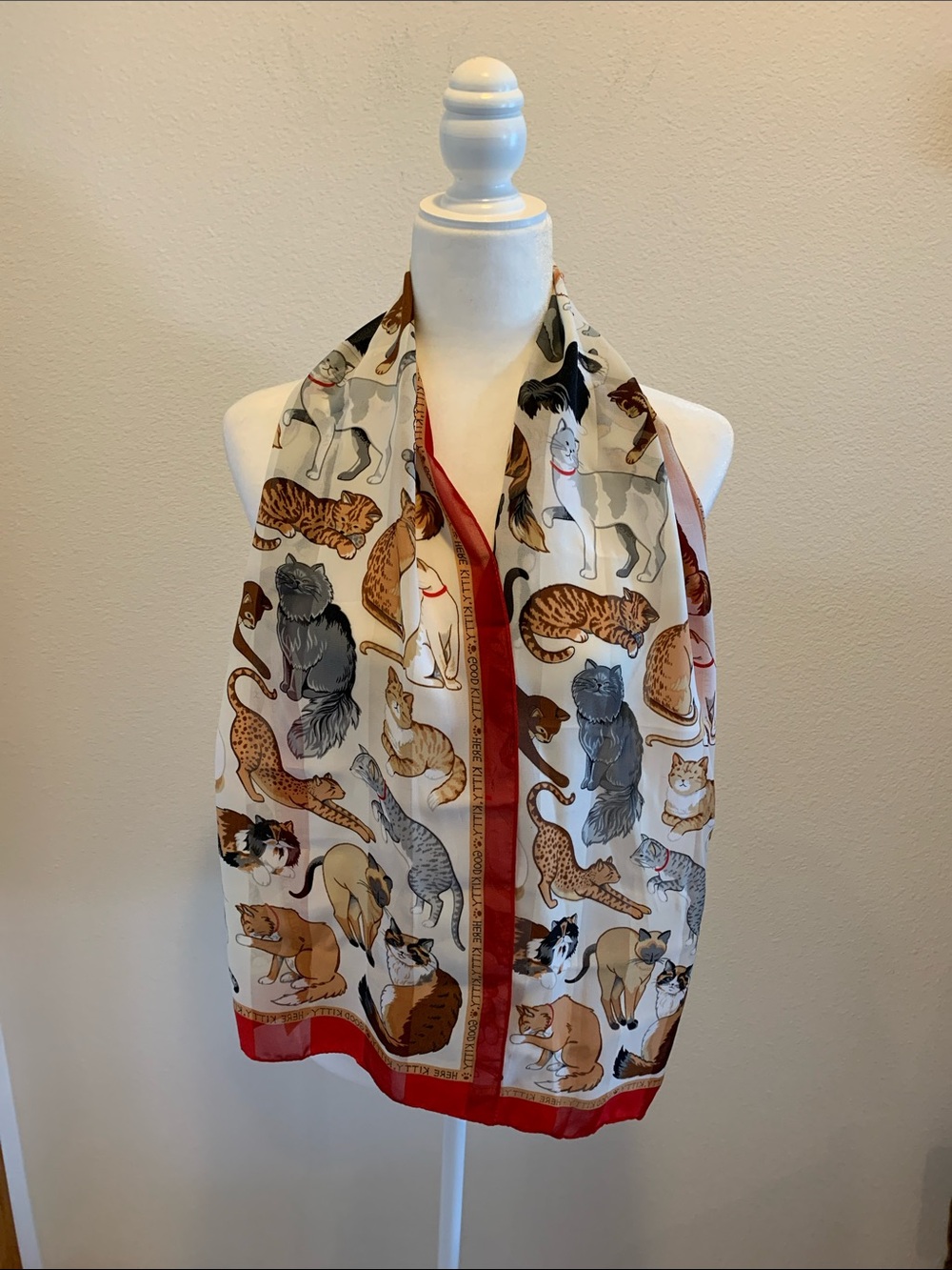 NWT Vintage Basha Cat Print Lightweight Scarf in Cream&Red -  56”Lx13”W